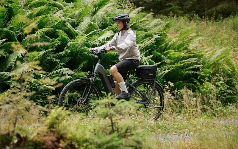 femme vtc electrique